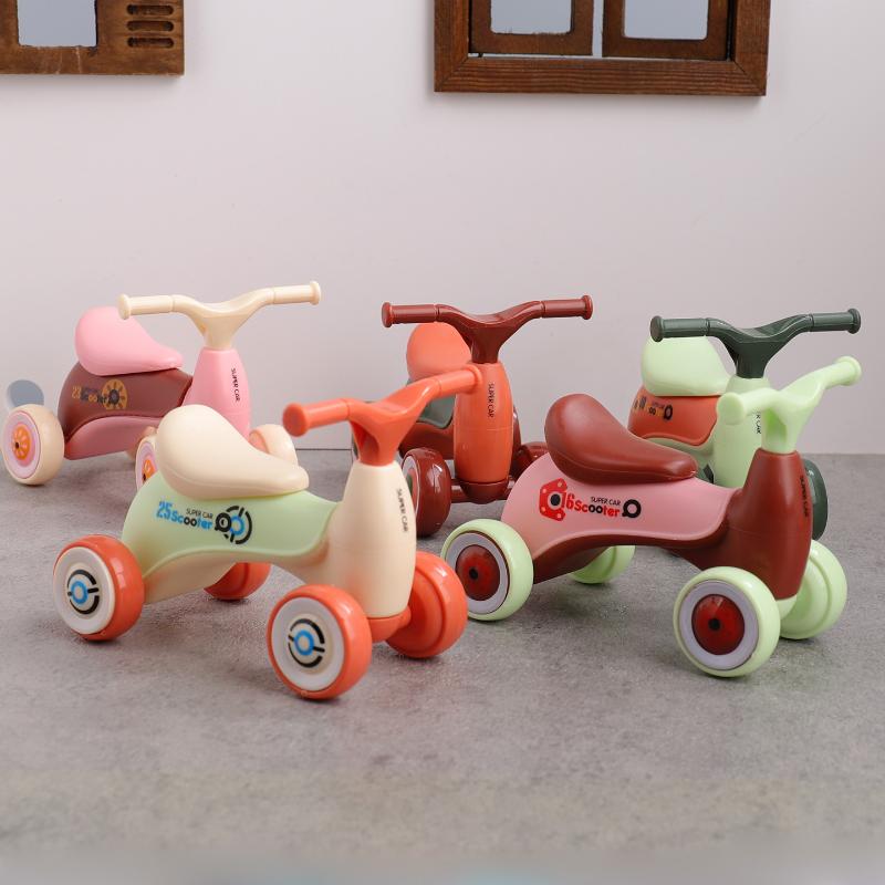 Random 1Pc Simulation Mini Cut - Kids Toys Scooter recension och pris